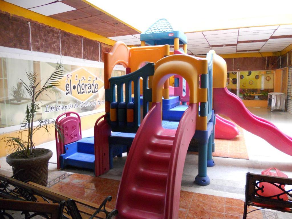 Hotel Plaza El Dorado Pachuca Exterior photo
